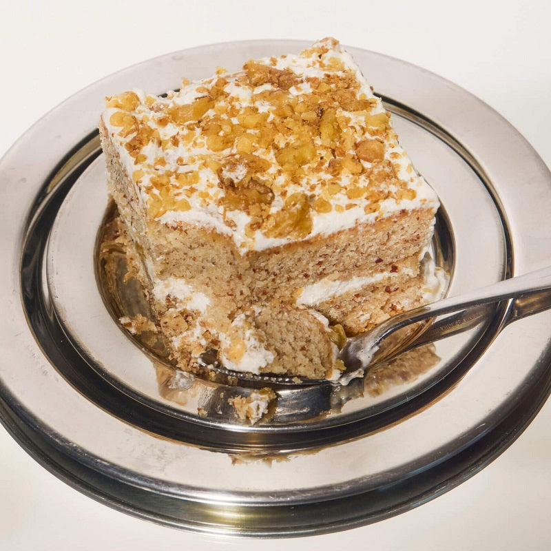 GluteNull Arabellas Custard Cream Vanilla Walnut Cake 800g