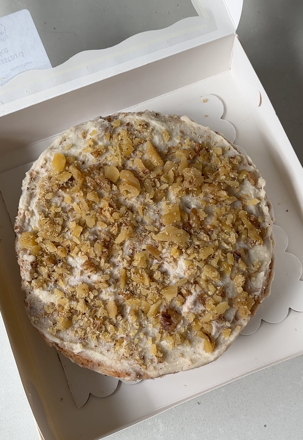 GluteNull Arabellas Custard Cream Vanilla Walnut Cake 800g