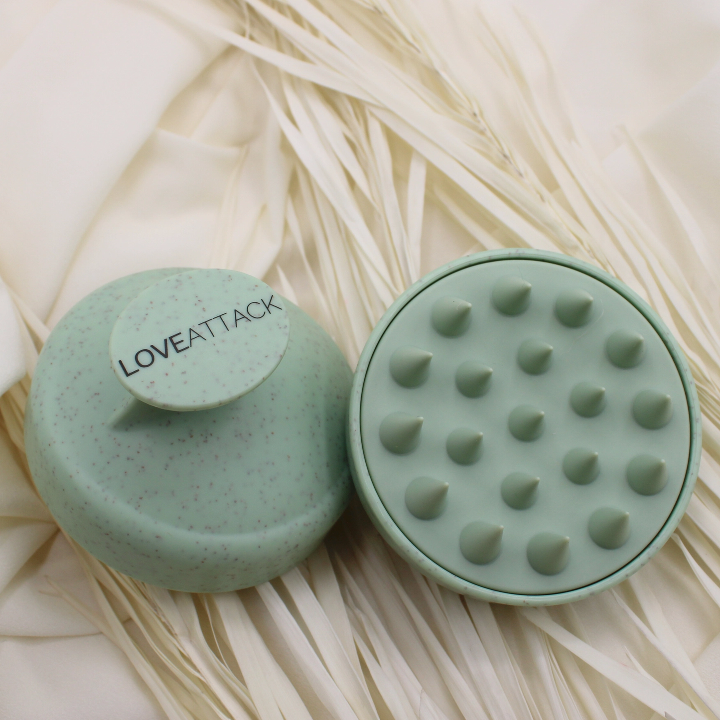 Love Attack Scalp Massager Green